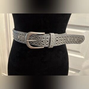 BKE women’s Silver Studded Rhinestone And Rivets Western Boho Waist Belt 39.5”
